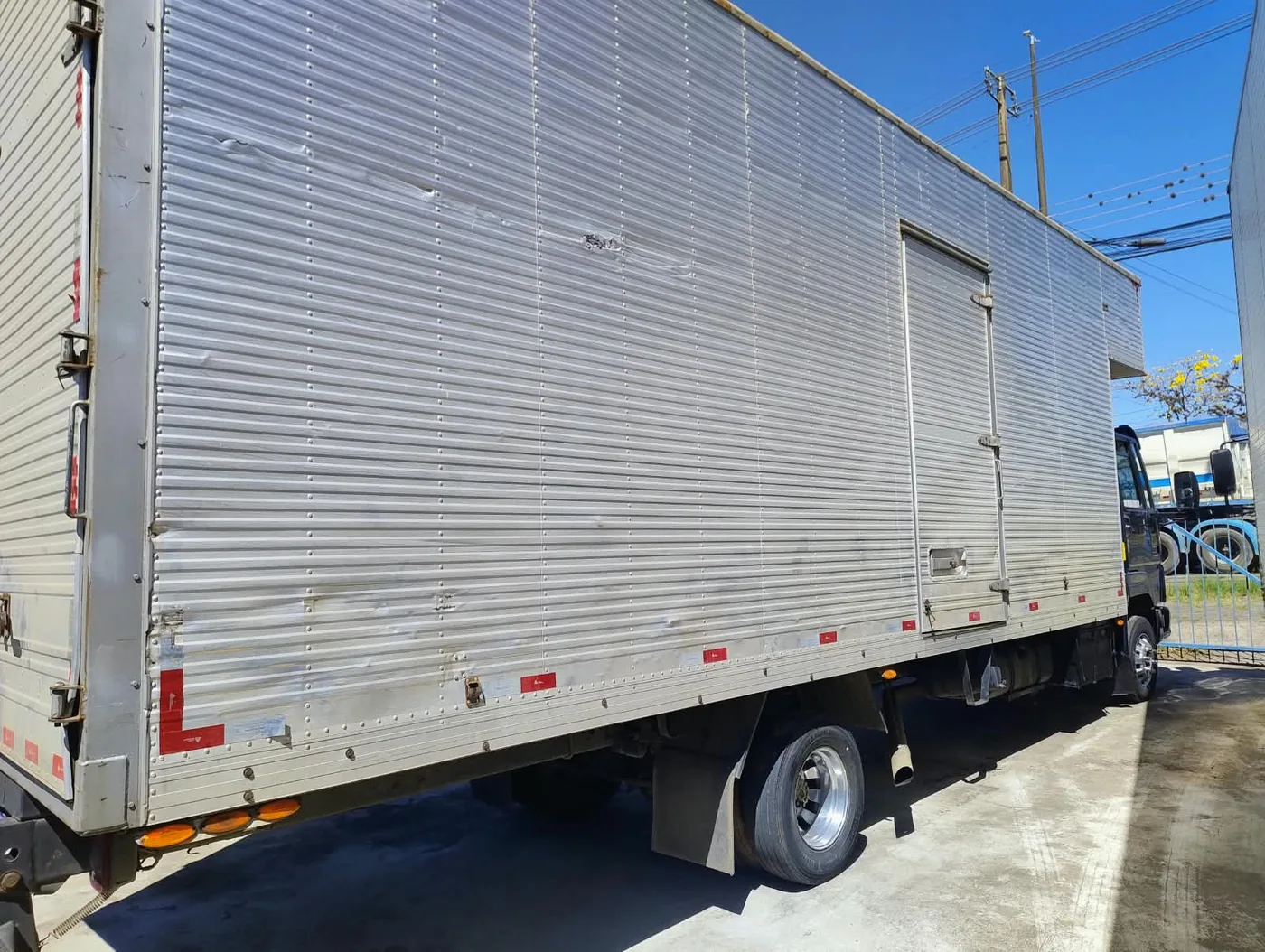 Ford Cargo 815 E — foto 2