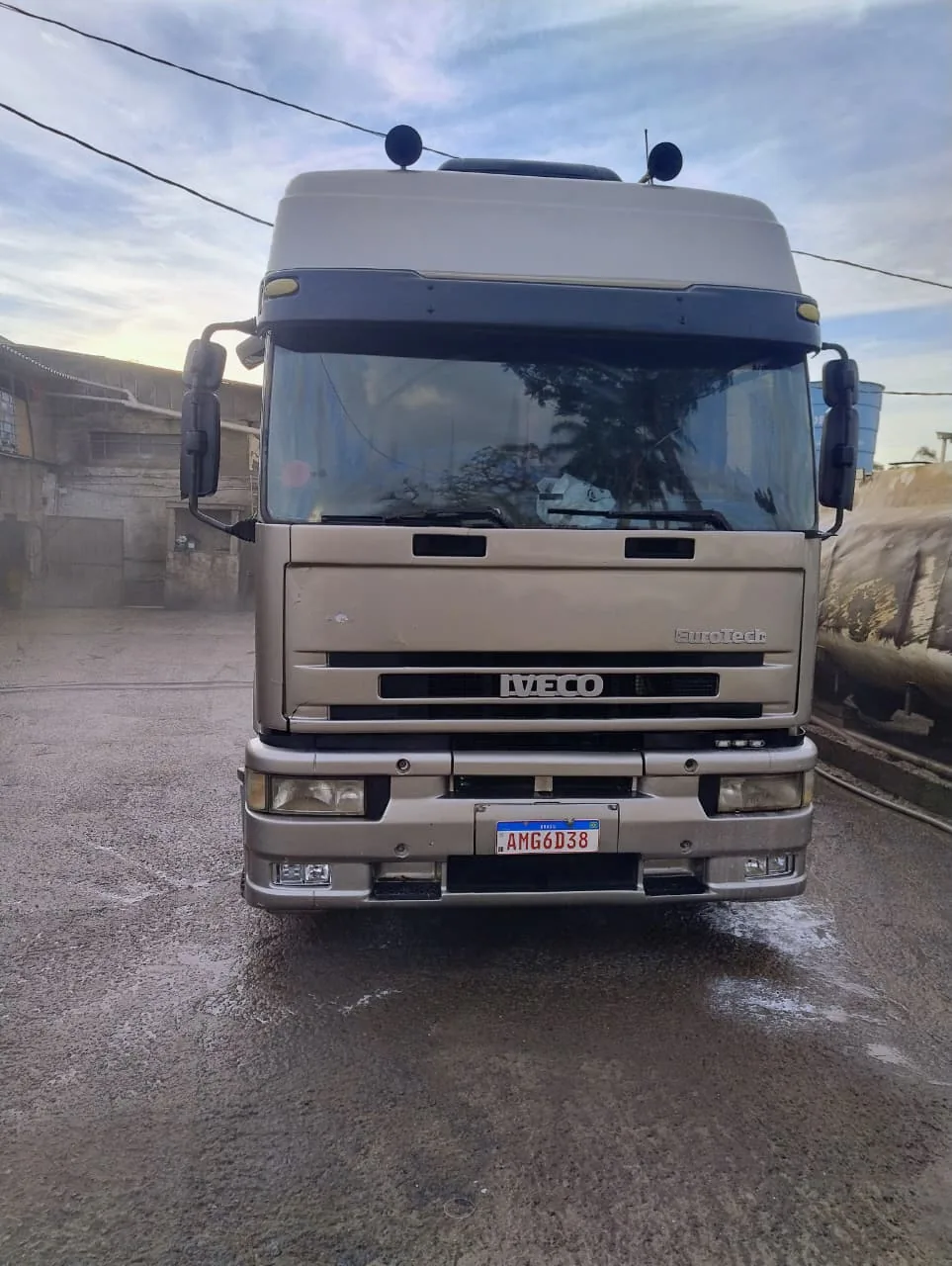 Iveco EuroTech 370 — foto 2