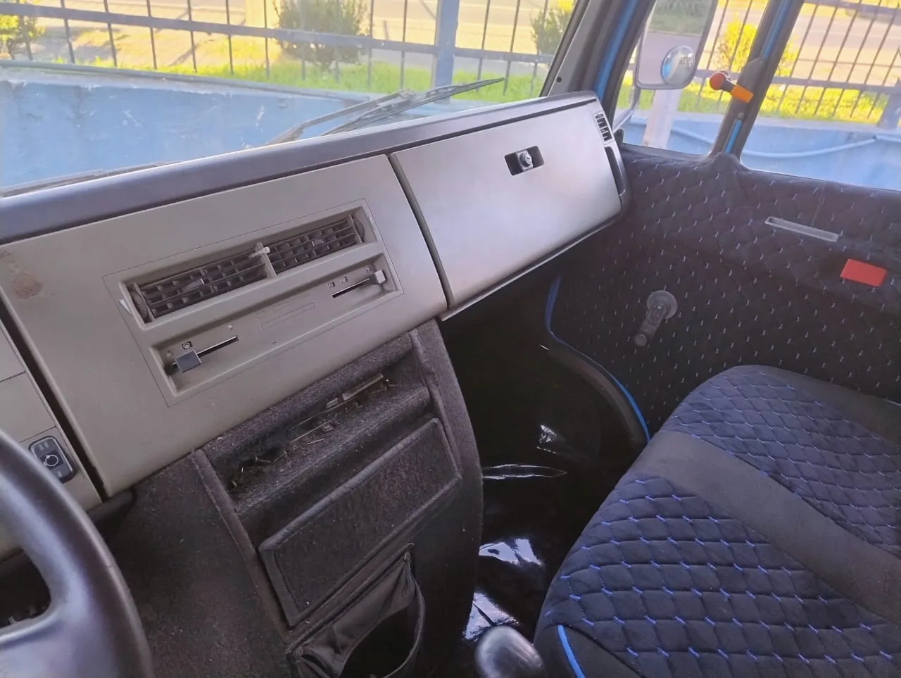 Mercedes-Benz 710 — foto 15